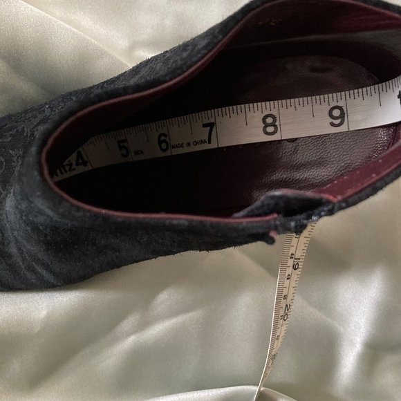 🌟HOST PICK🌟 Gucci Noah Brocade Black Leather Suede Ankle Boots Booties Size 36 - Picture 16 of 16